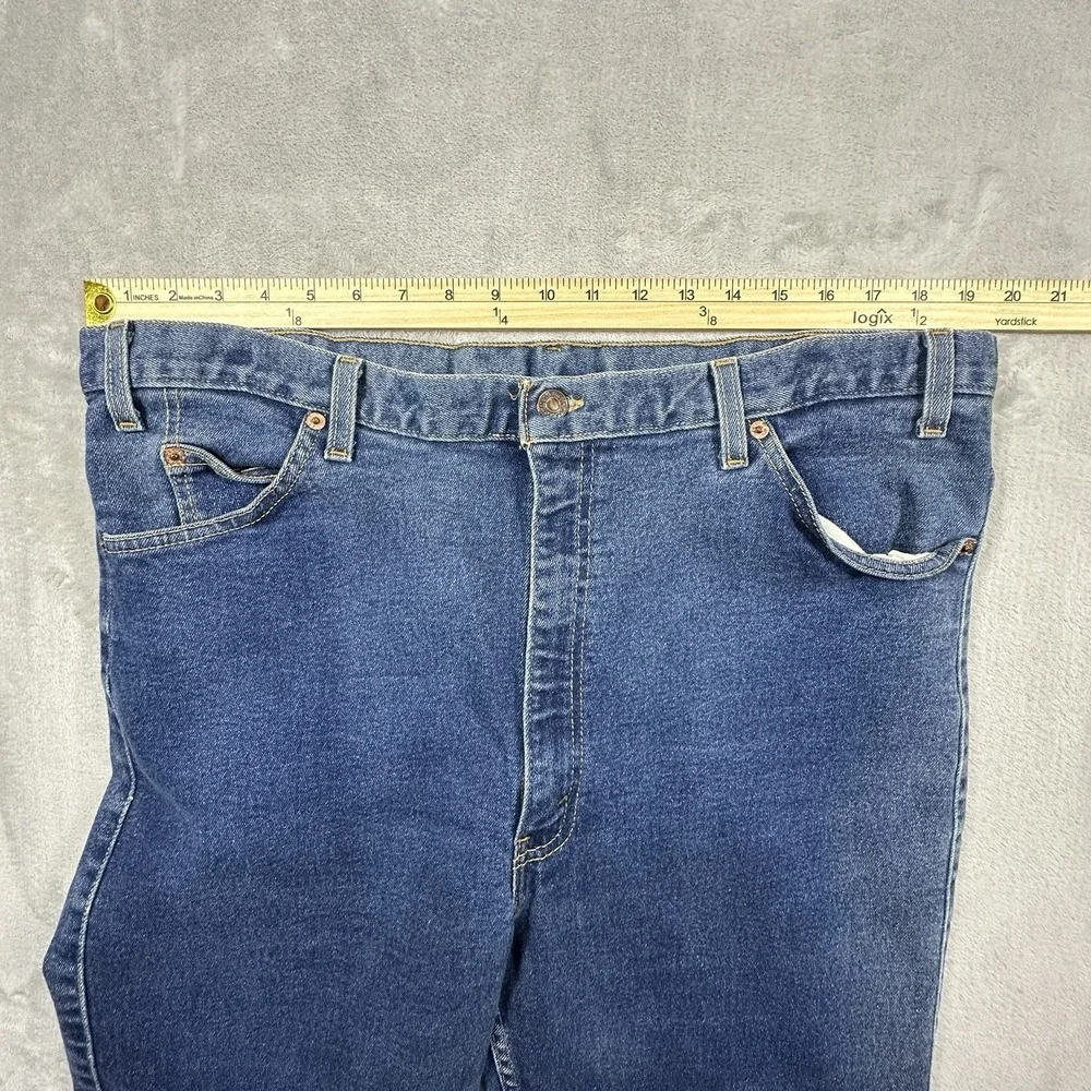 Vintage 80s 90s Levis Jeans Mens Made in USA Size 42x32 Blue Denim Pants Retro